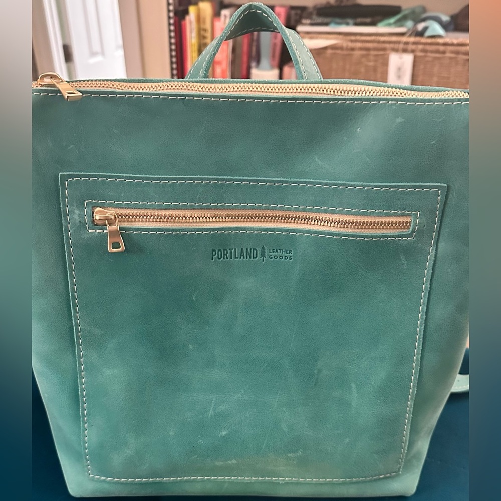 Portland Leather Goods - Reef tote backpack